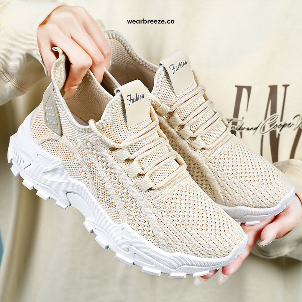 Cross - Women's Ultra Comfortable Shoes